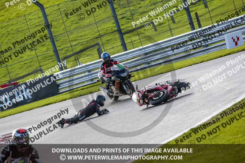 anglesey;brands hatch;cadwell park;croft;donington park;enduro digital images;event digital images;eventdigitalimages;mallory;no limits;oulton park;peter wileman photography;racing digital images;silverstone;snetterton;trackday digital images;trackday photos;vmcc banbury run;welsh 2 day enduro